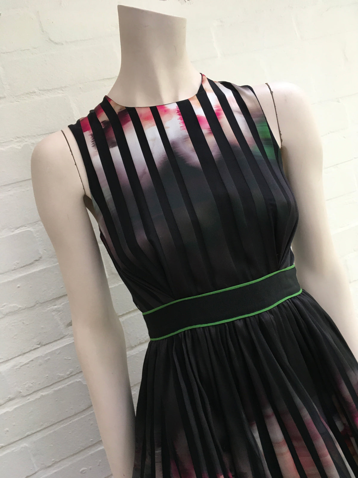 ELIE SAAB Black sheer tapes multicolor floral pattern Dress F 34 ladies