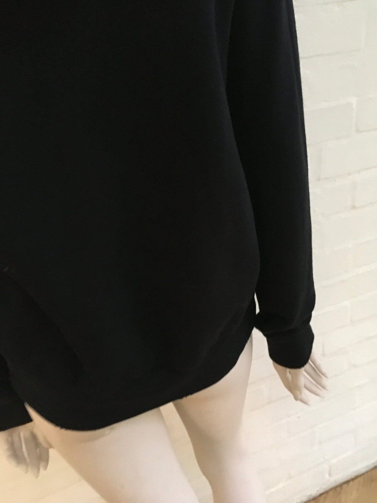 GUCCI tiger black logo sweatshirt top hoodie Size XS ladies