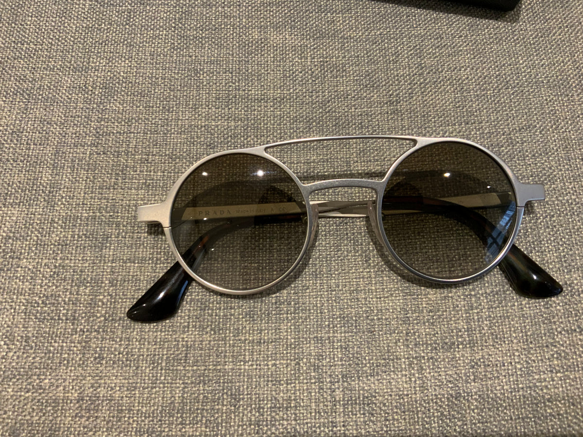 Prada Unisexe SPR 690 Sunglasses Matte Silver Round Lenses men