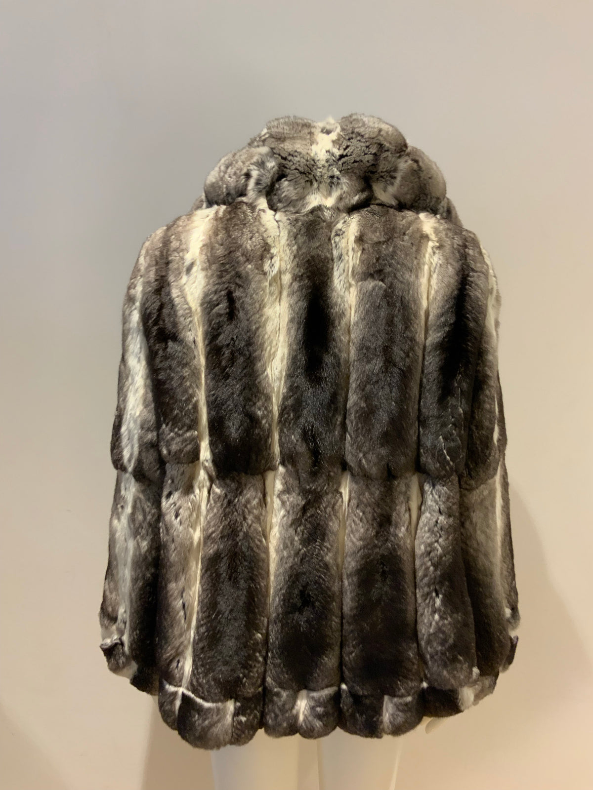 Chinchilla jacket BY Nello Santi Grey FUR Jacket Coat Size I 44 UK 12 US 8 ladies
