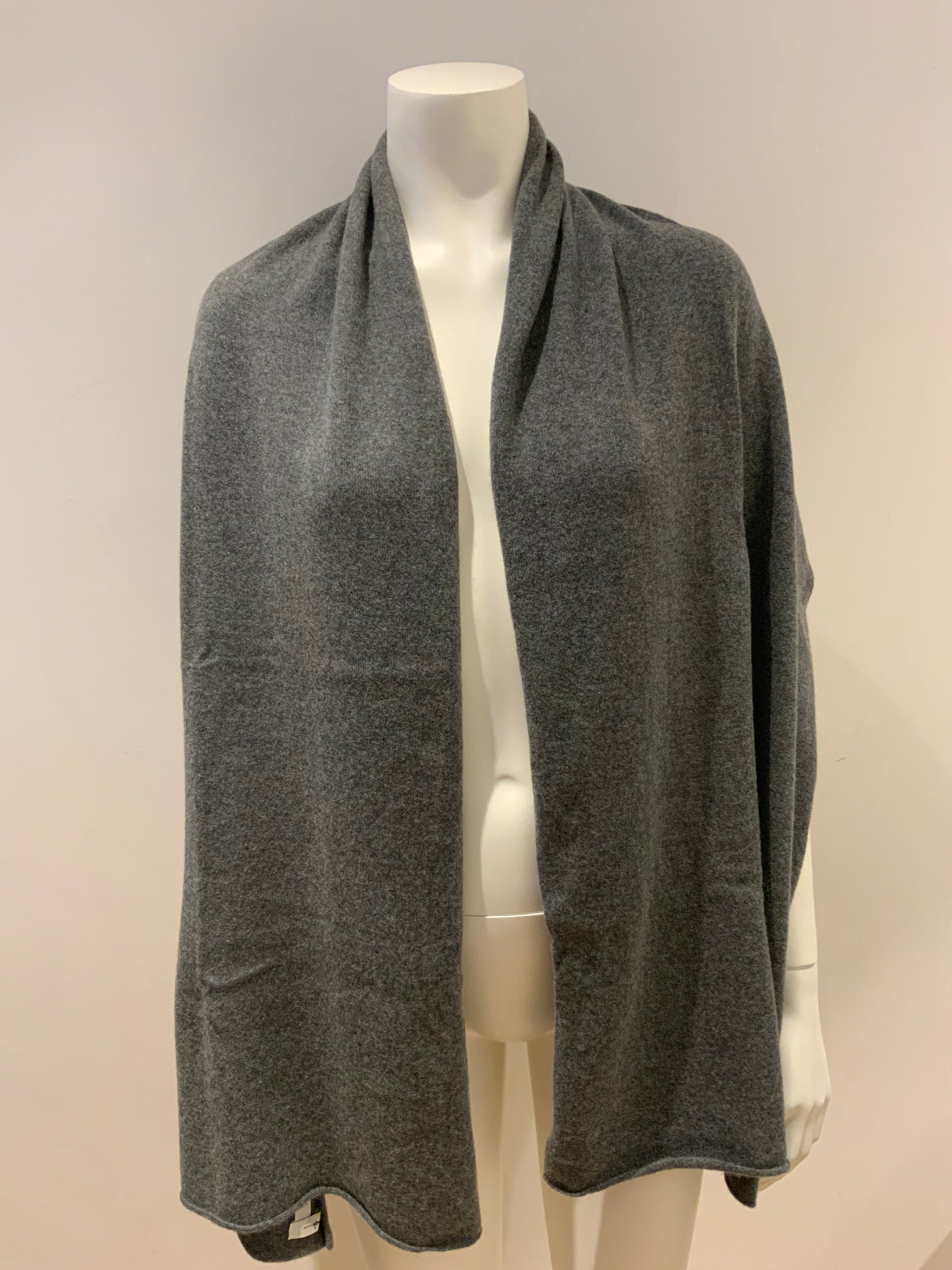 Pringle of Scotland Pure Cashmere Unisex Shall Scarf Blue or Grey ladies