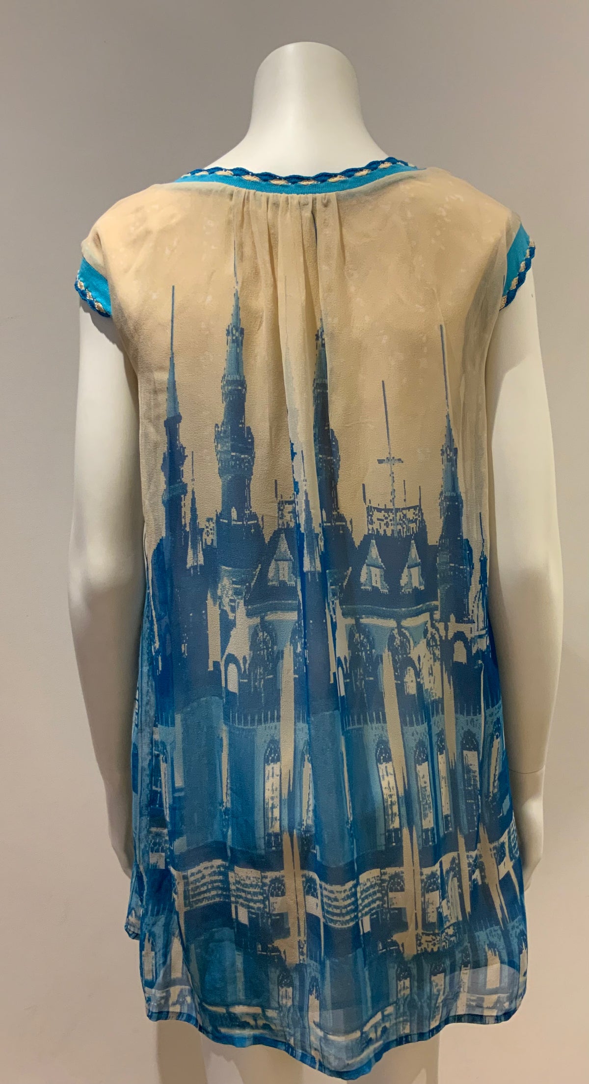 Cacharel RUNAWAY Silk City Cathedral Print Mini Dress Size F 34 UK 6 US 2 ladies