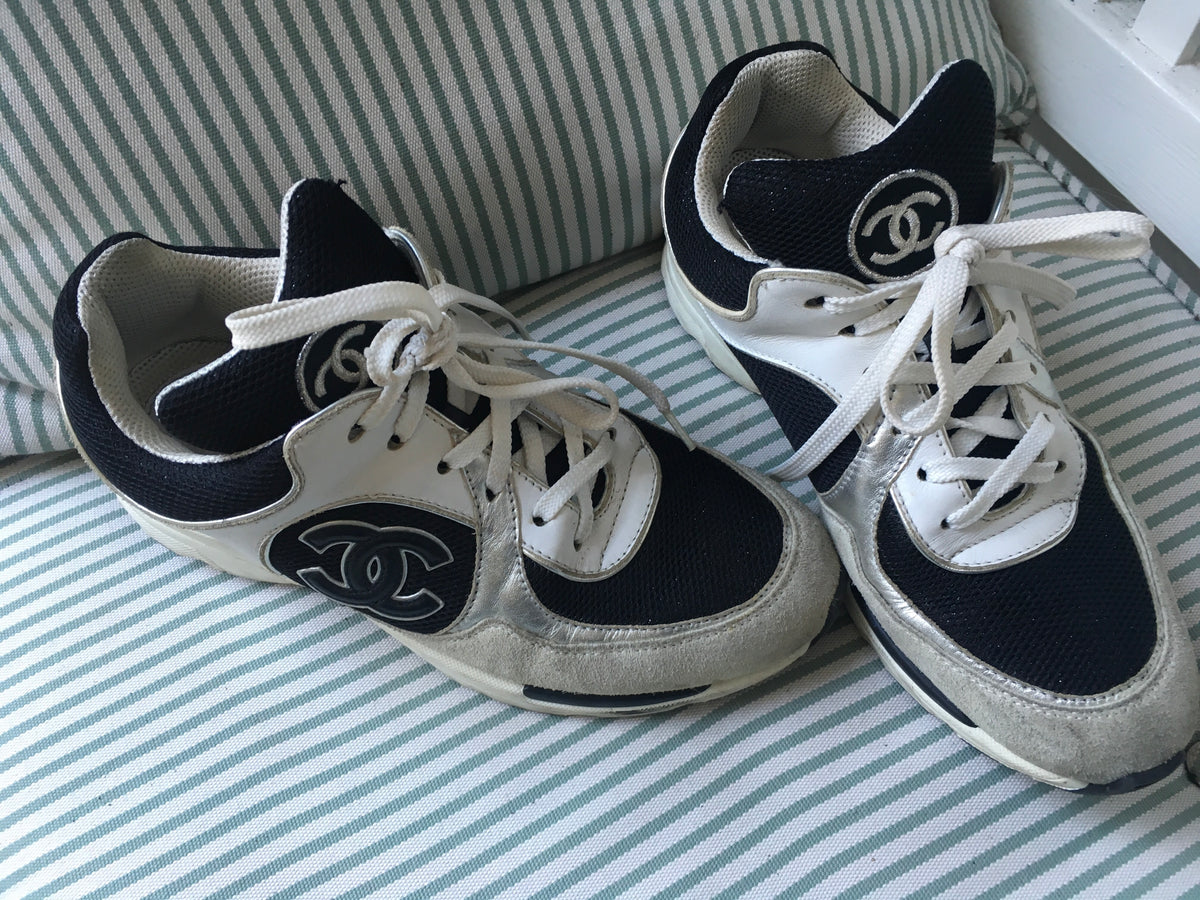 CHANEL CC Low-Top Sneakers Trainers Shoes Ladies