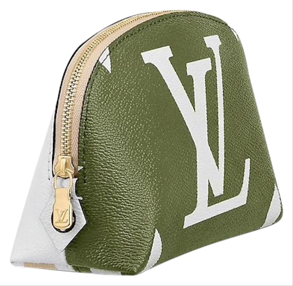 LOUIS VUITTON Monogram Giant Cosmetic Pouch Kaki 2019 COLLECTION Ladies