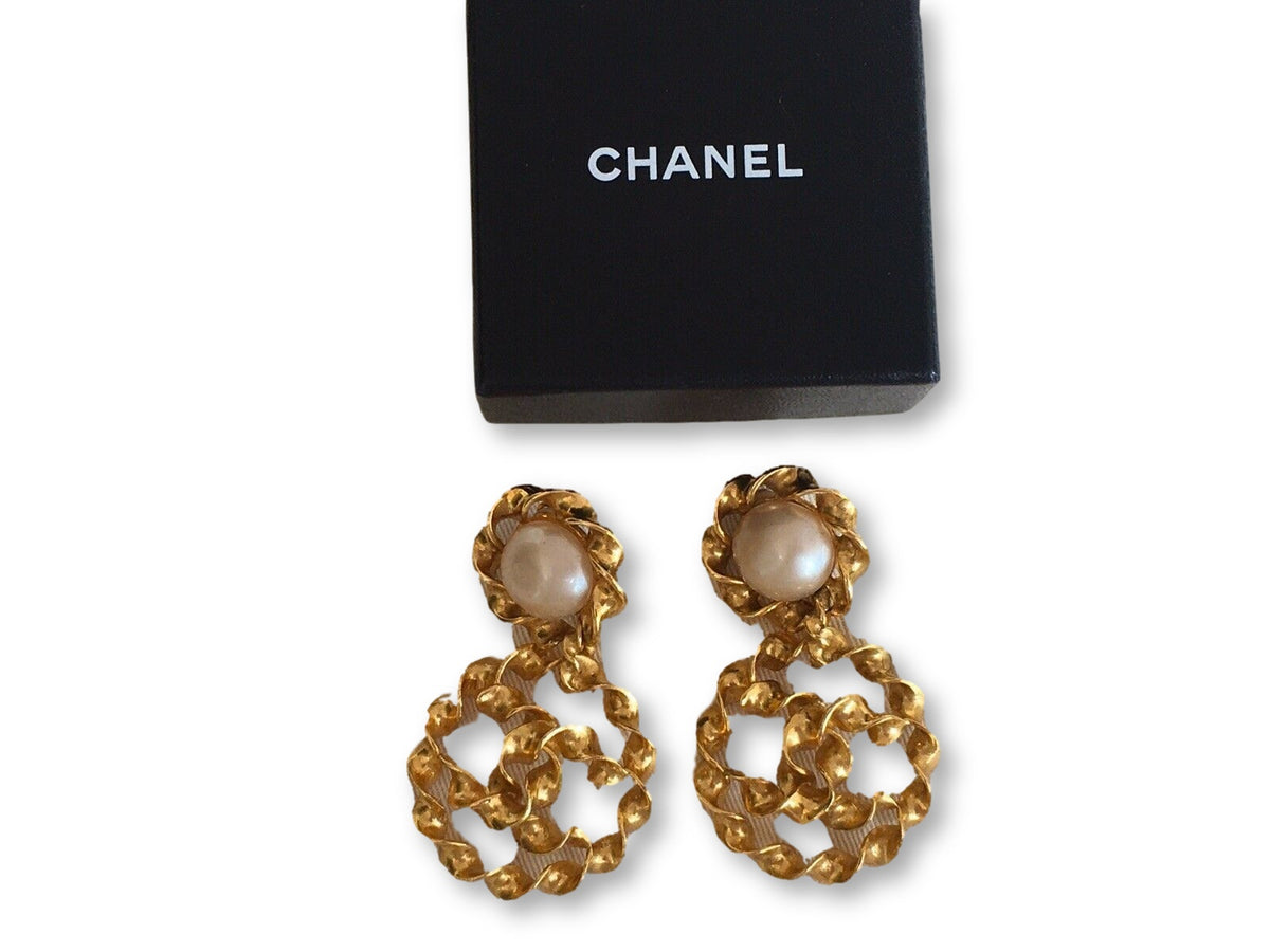 Chanel CC Twist Gold Faux Pearl Drop Earrings 1994 Vintage Huge Amazing LADIES