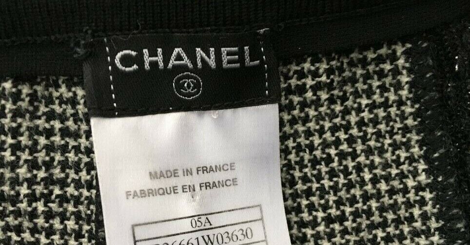 CHANEL Black Houndstooth Wool Knit Skirt Size F 40 UK 12 US 8 ladies