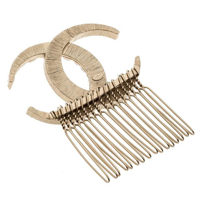 CHANEL SOLD OUT Crystal Paris Dubai CC Hair Comb Pin Gold Limited Edition Ladies