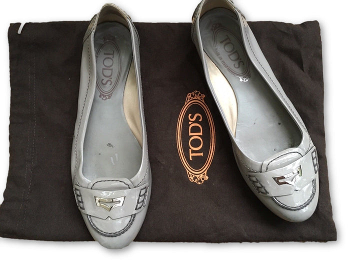 TOD'S Patent Leather Grey Flats Driving Shoes 36 1/2 UK 3.5 US 6.5 Ladies