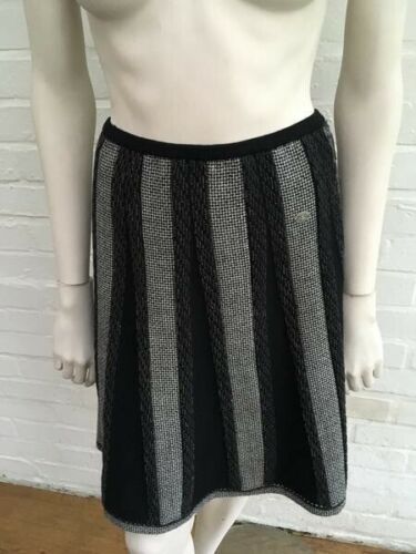 CHANEL Black Houndstooth Wool Knit Skirt Size F 40 UK 12 US 8 ladies