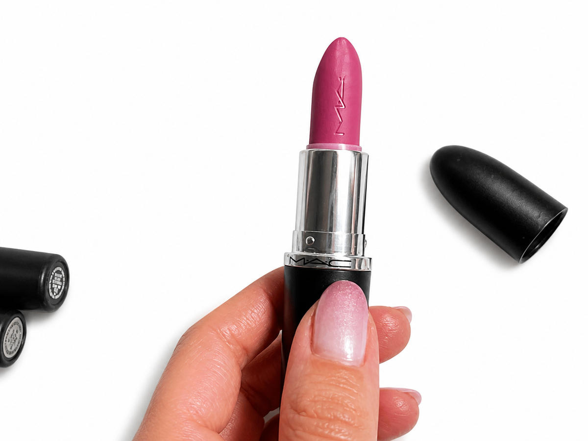 MAC Lipsticks – Set of 5 (Mixed Shades) ladies