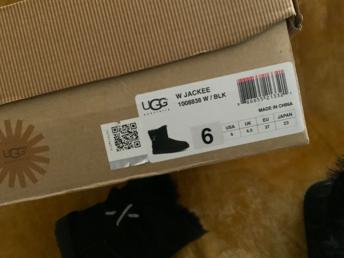 UGG SHORT Jackee Black Suede Swarovski Crystal Bow Ankle Boot SZ US 6 UK 4.5 37 ladies
