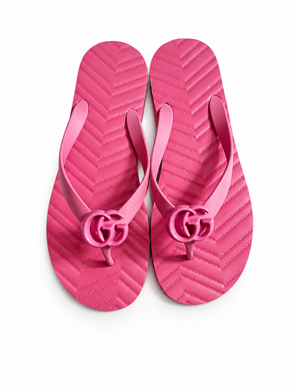Gucci Pink Rubber GG Flip-Flops – Size 38 ladies