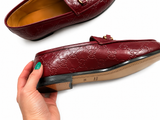 Gucci Jordan loafers in burgundy leather with embossed GG logo shoes size 38 1/2 ladies