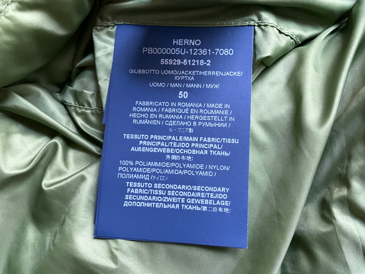 Herno Men's Green Globe Puffer Hooded Jacket Size 50 men