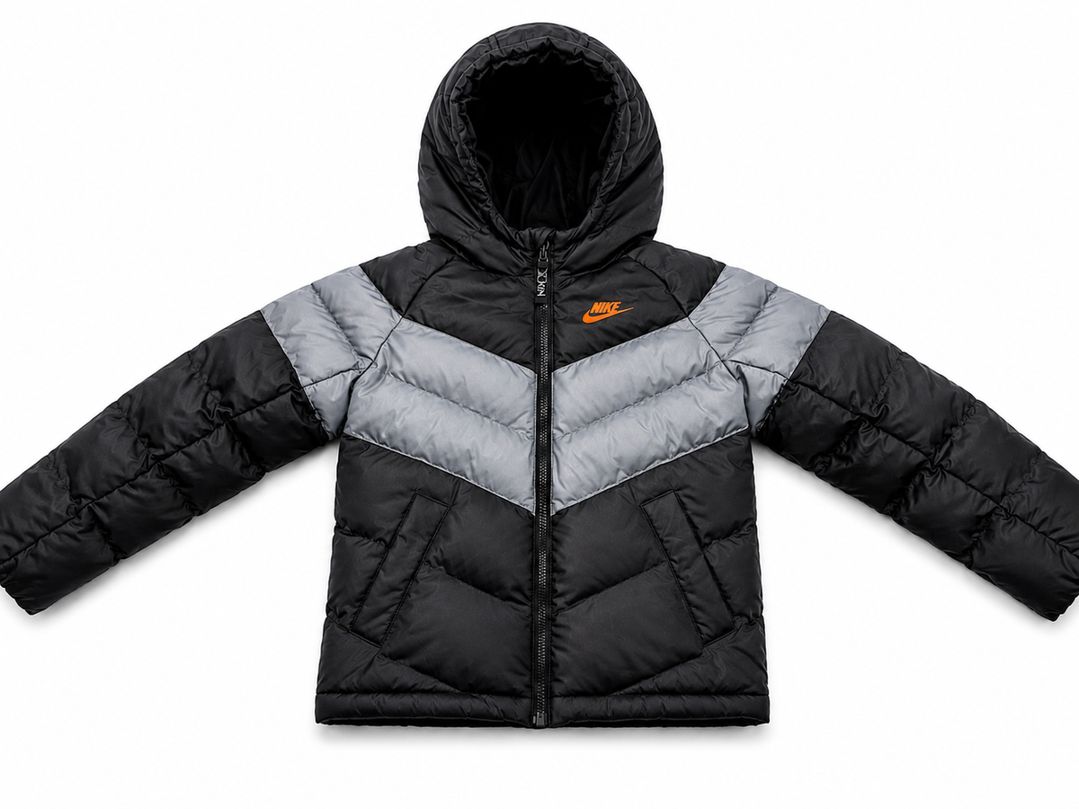 Nike Kids Sportswear Hooded Puffer Jacket – Size S / 128–137 cm children