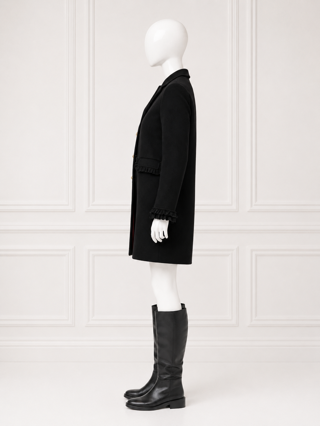 Gucci Black Wool Coat with GG Pearl Buttons – IT 34 / XXS ladies