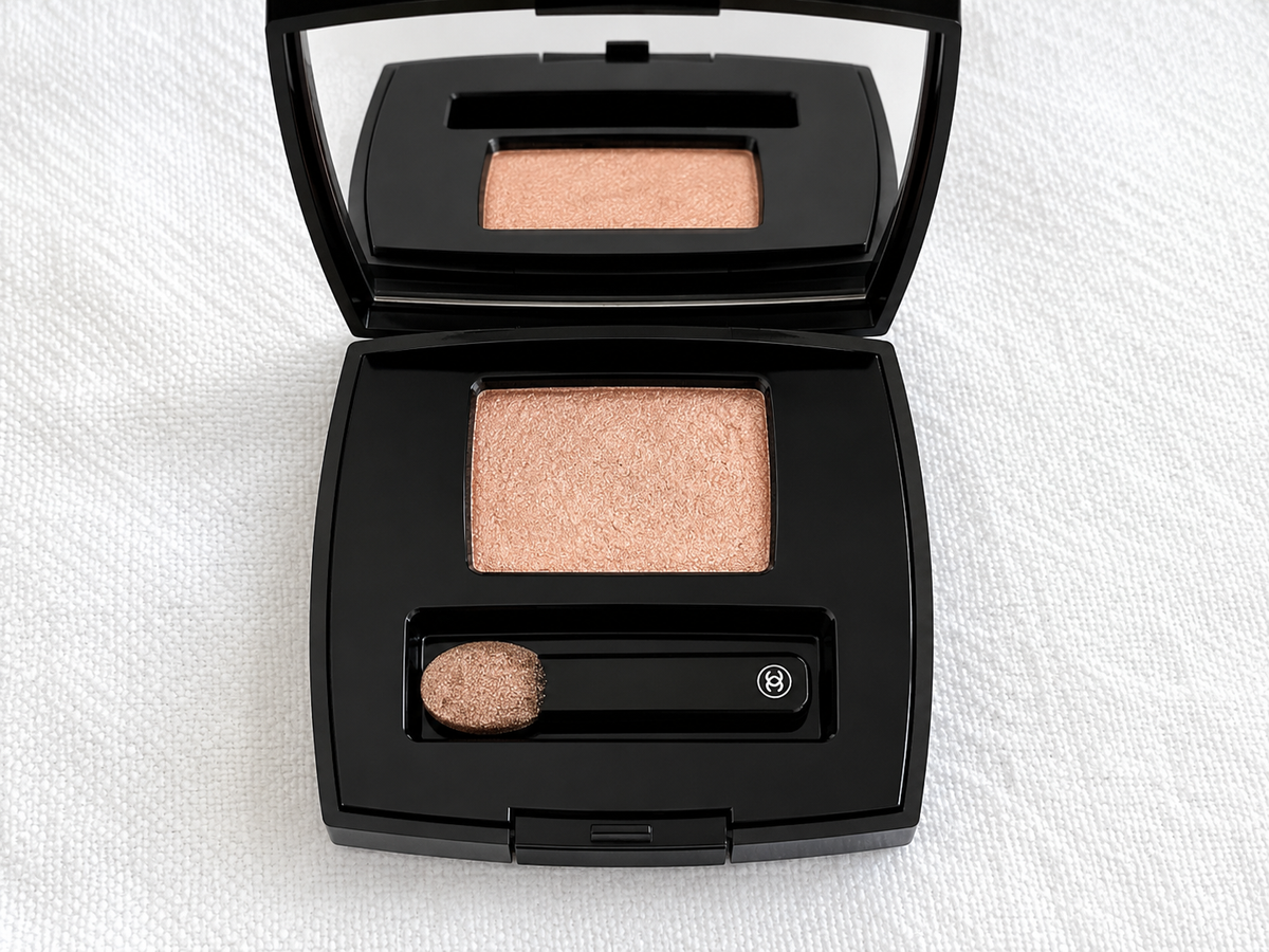 Chanel Ombre Essentielle Soft Touch Eyeshadow – Shade 93 Complice ladies