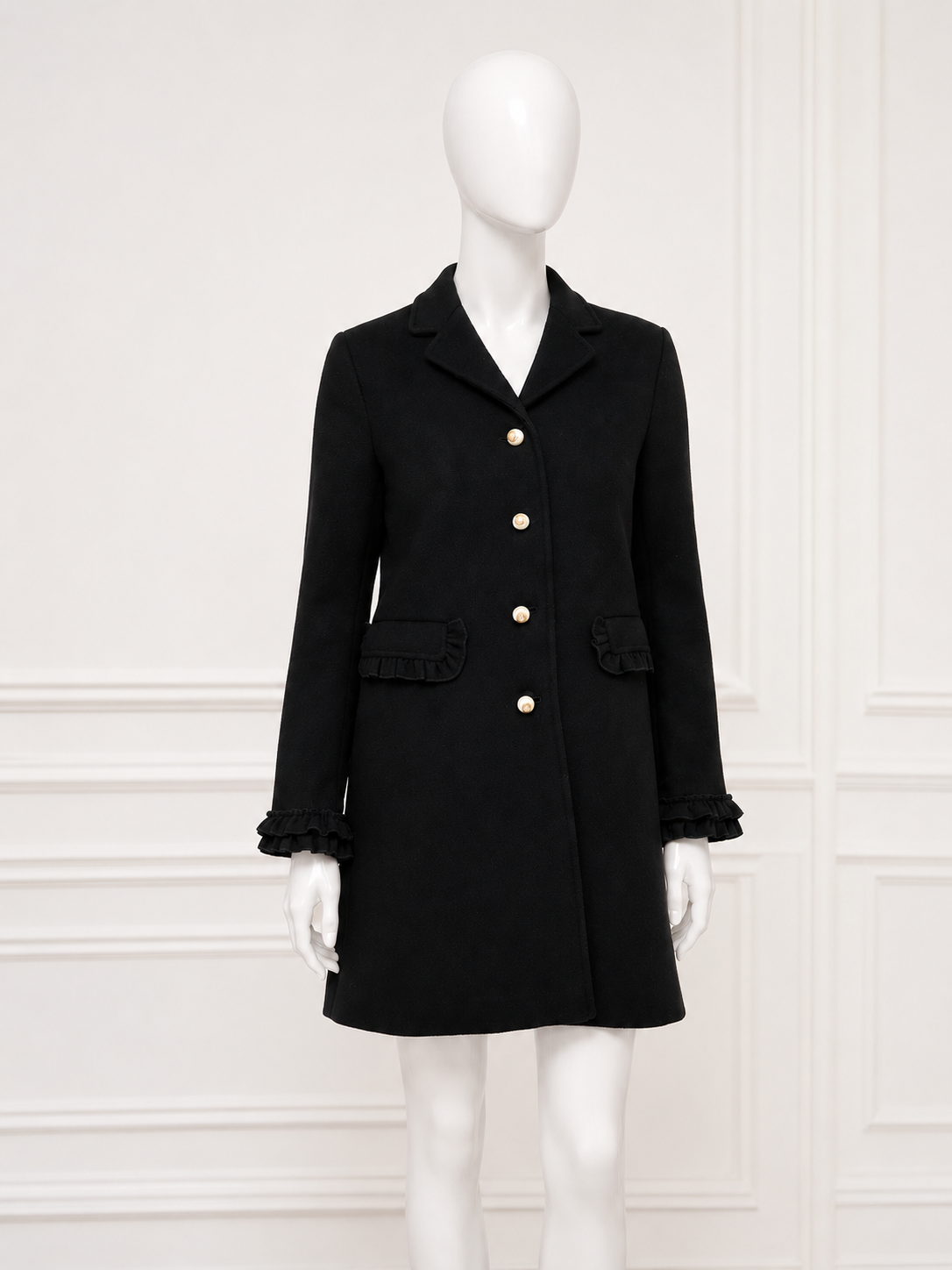 Gucci Black Wool Coat with GG Pearl Buttons – IT 34 / XXS ladies
