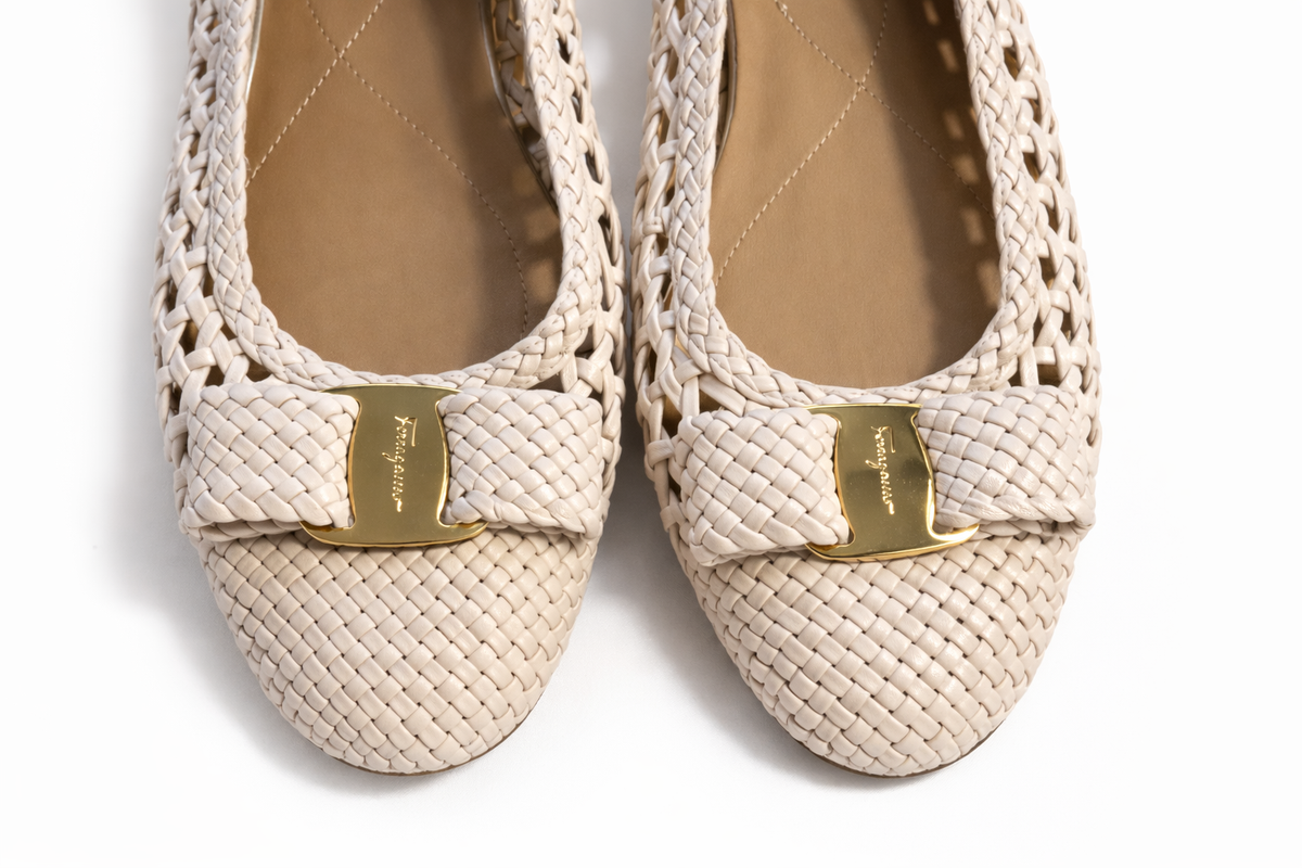 Salvatore Ferragamo New Vara Plated Ballet Flat Shoes Size 7 1/2 ladies