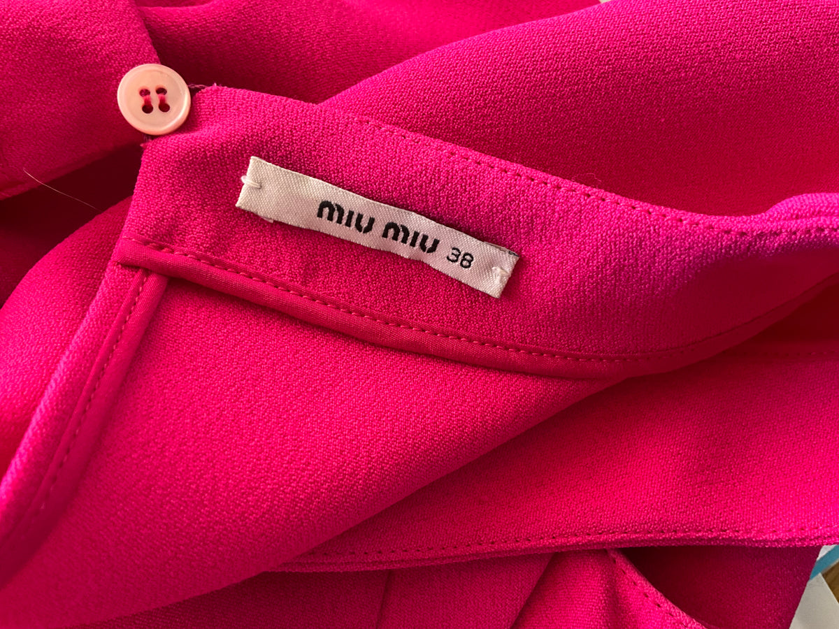Wonderful MIU MIU Pink Ruffeled Bow Detail Dress  Size I 38 fits US 6 UK 2 XS ladies