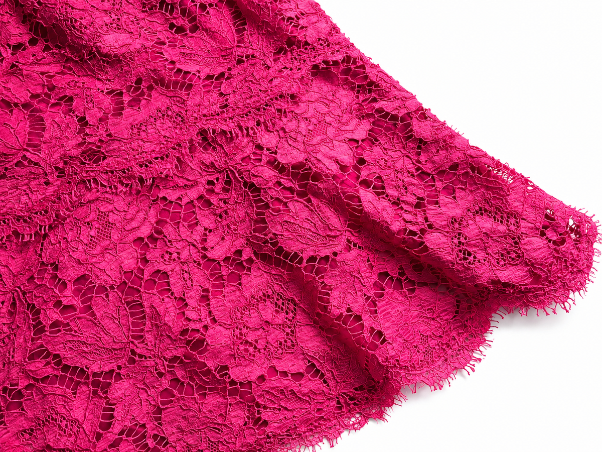 Valentino Garavani Resort 2014 Pink Scalloped Lace Strapless Top size I 40 UK 8 S small ladies