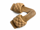 Bottega Veneta Nappa Matelasse Padded Flat Sandals Size 36 US 6 UK 3 ladies