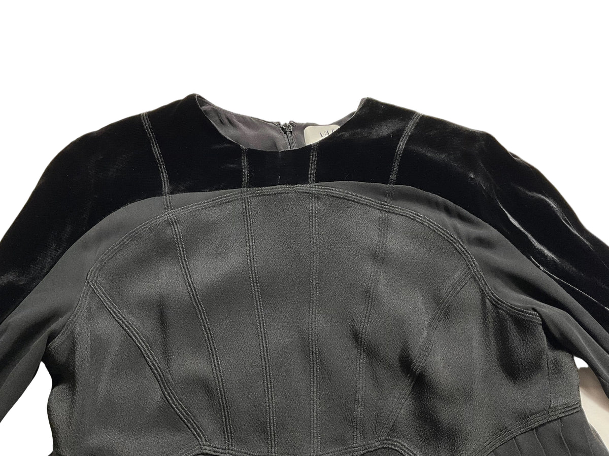 Valentino Black Silk Velvet Dress size I 40 UK 8 US 4 ladies