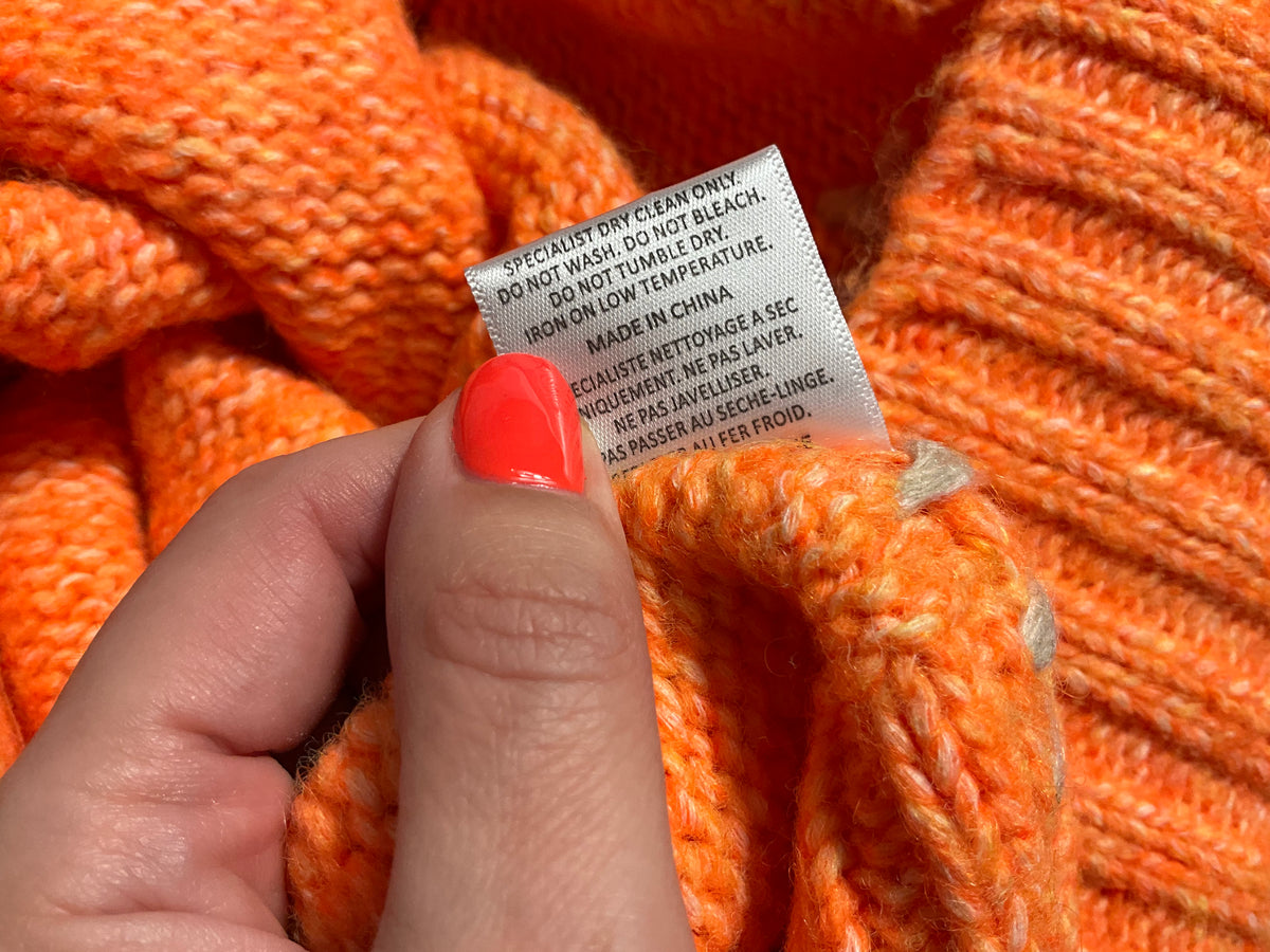 Mira Mikati Orange Daisy Embroidered Oversized V-Neck Jumper – EU 38 ladies