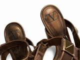 Valentino Garavani Roman Stud T-Strap Leather Sandals Size 39 1/2 ladies
