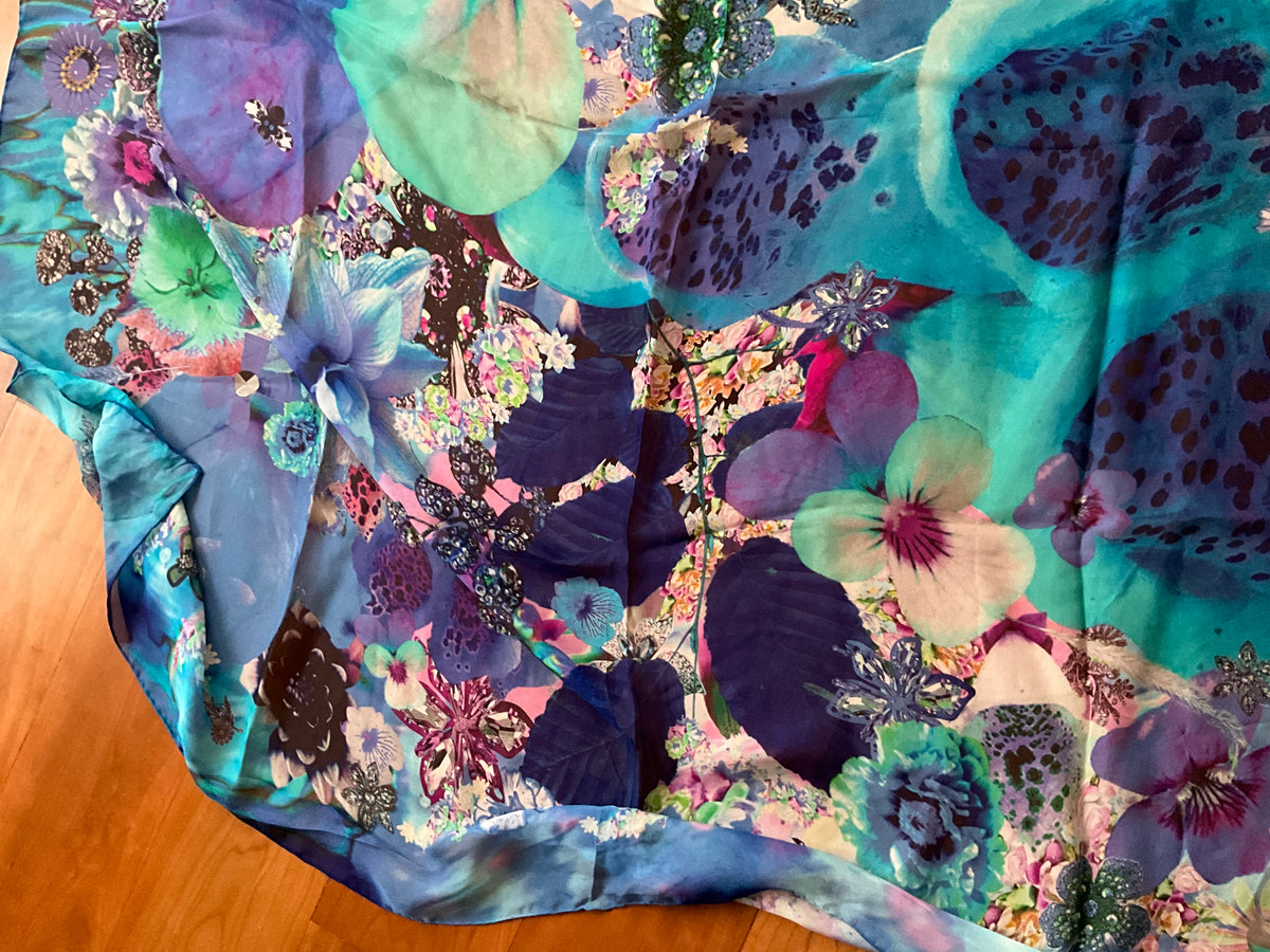 Jane Carr Printed Shawl Scarf in blue chiffon silk extra large 70.9 x 51.2 inch ladies