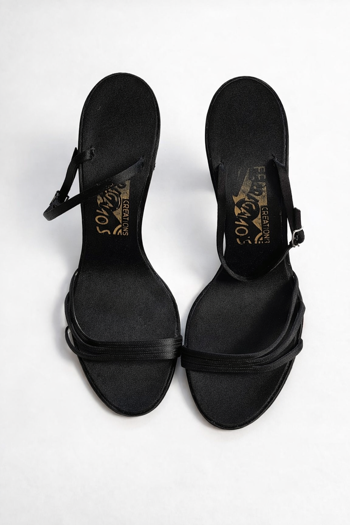 Salvatore Ferragamo Archives 1956 Limited Edition Silk Crystals Heel Mules size 38 ladies