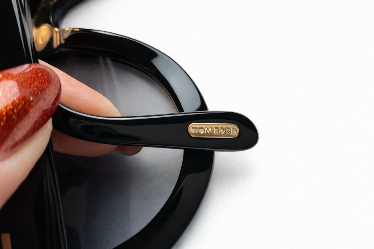 TOM FORD Slater FT0658 Black Sunglasses ladies