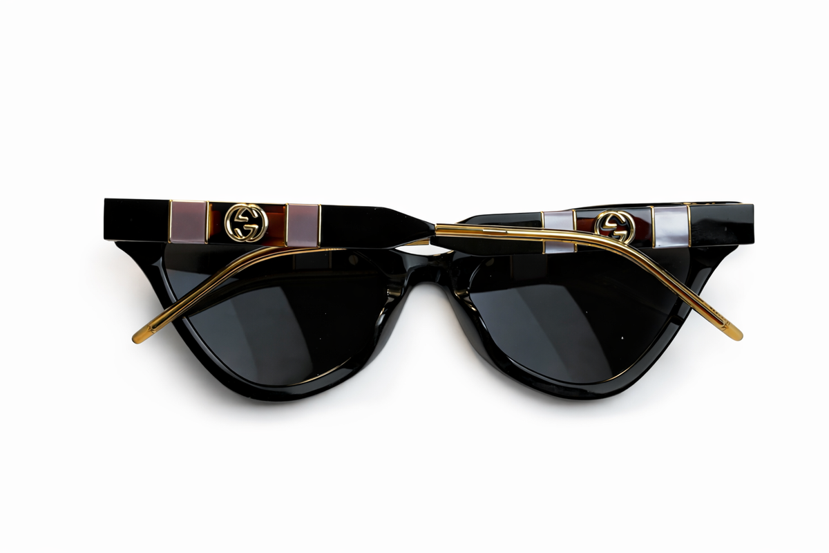 Gucci Limited Edition GG0597S Cat-Eye Sunglasses ladies