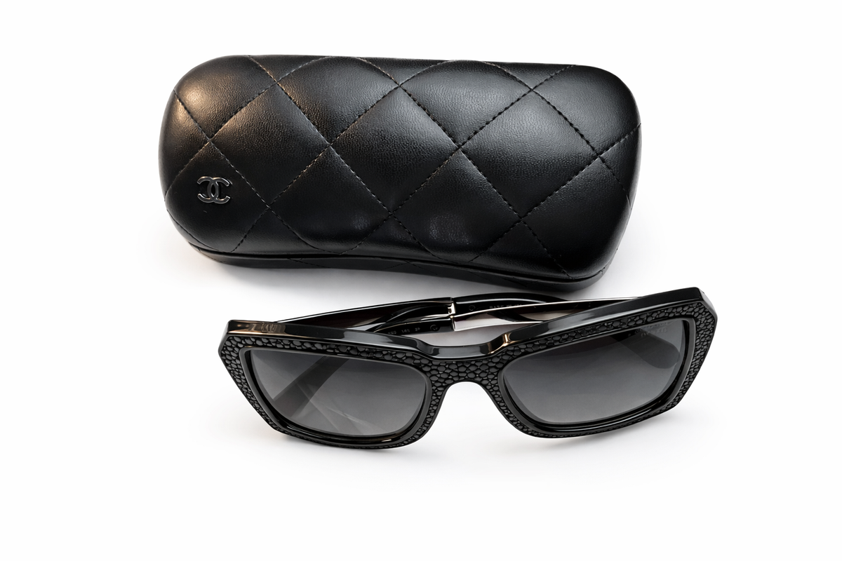 Chanel Stingray CC Polarized Sunglasses 6047-Q Black ladies