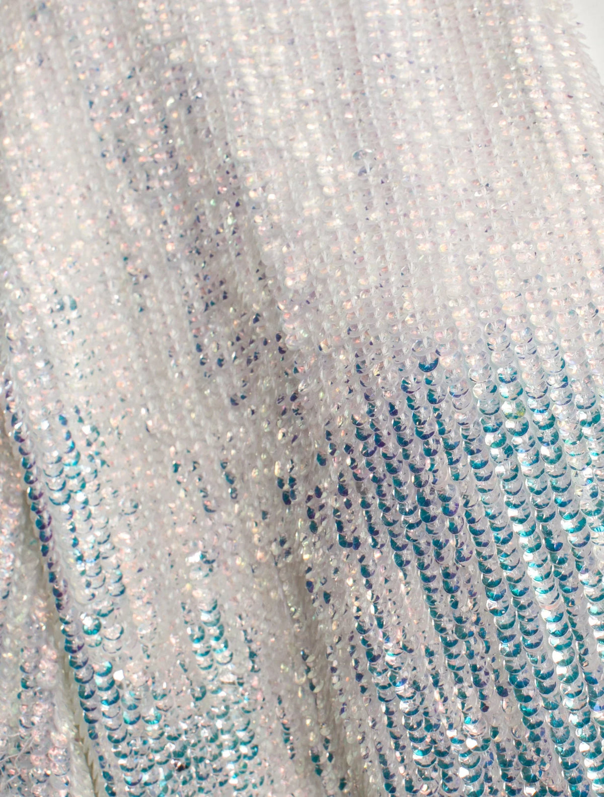 Retrofête Gabrielle iridescent sequin mini robe dress size M medium dress ladies