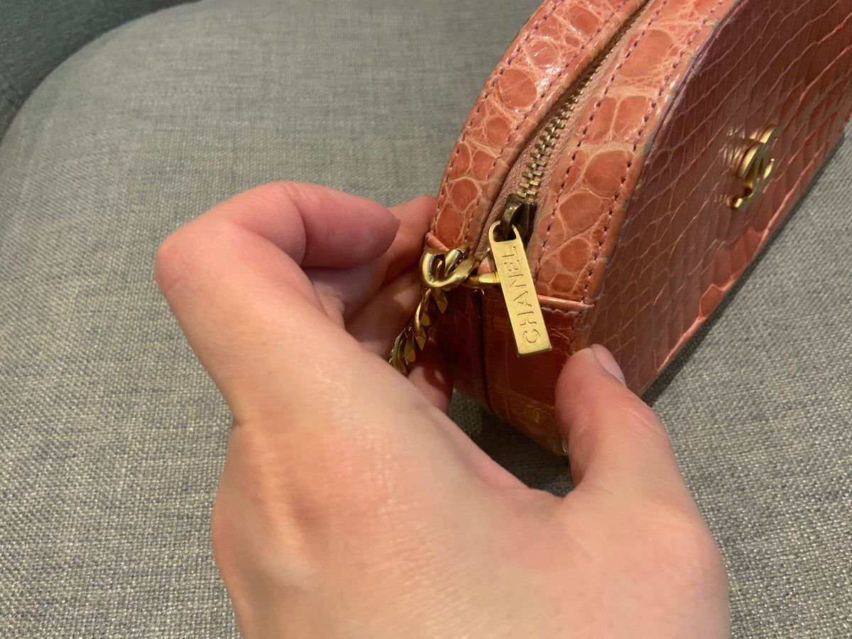 CHANEL Rare Vintage Pink Crocodile Alligator Bag Handbag ladies