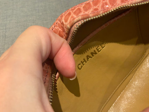 CHANEL Rare Vintage Pink Crocodile Alligator Bag Handbag ladies –  Afashionistastore