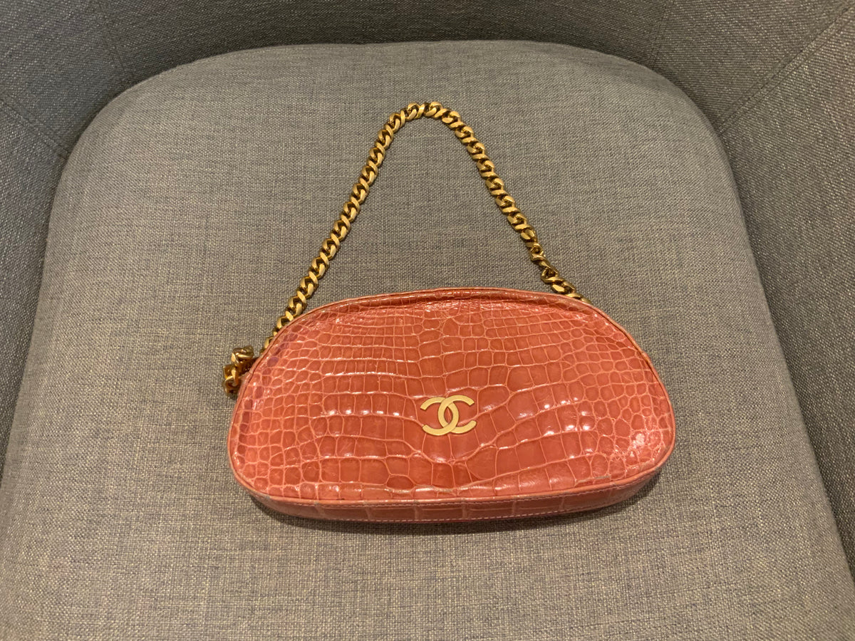 CHANEL Rare Vintage Pink Crocodile Alligator Bag Handbag ladies