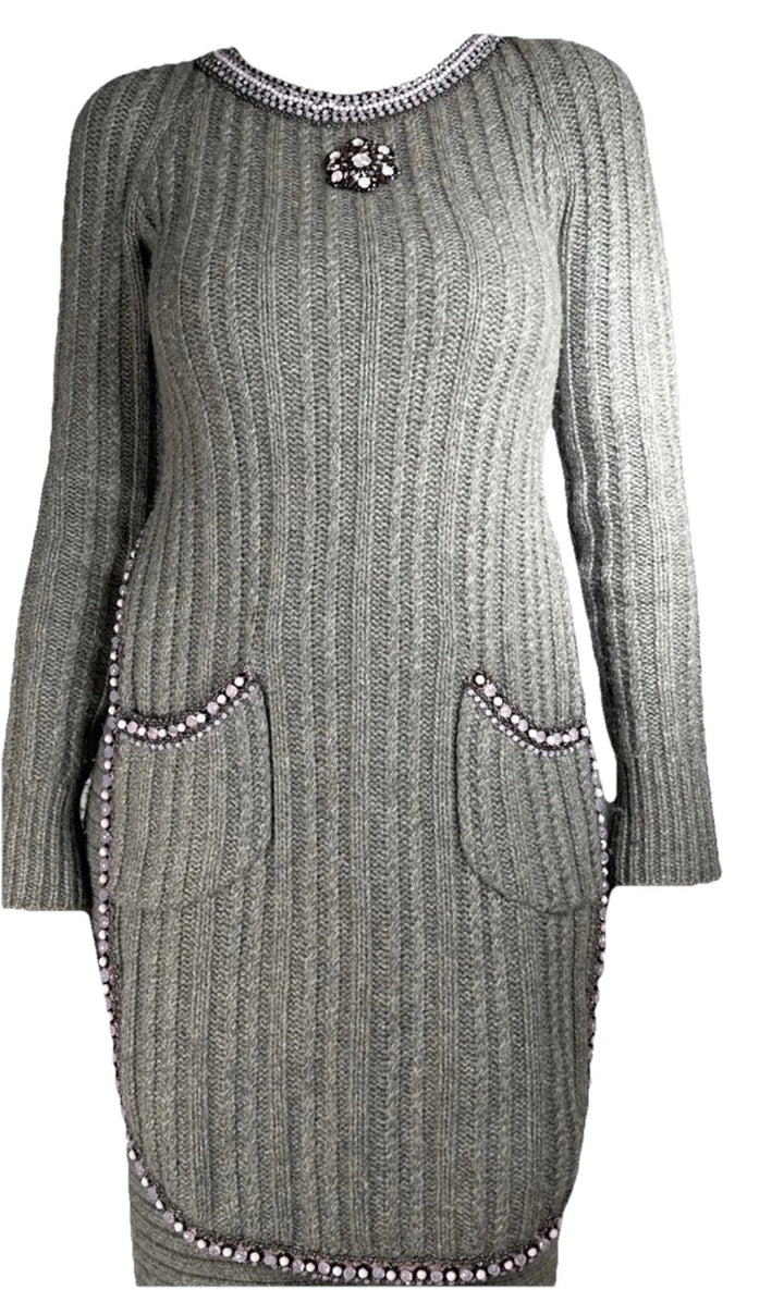 Iconic Chanel 2008 Fall Grey Embellished Cashmere Jumper Sweater FR 44 ladies