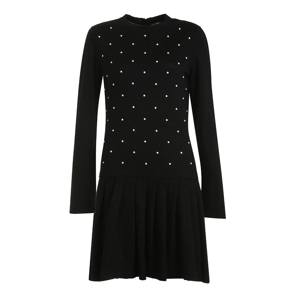 Chanel 2014 THE Little Black Cashmere Mohair Sweater Dress- Pearls Gal – Afashionistastore Chanel 2014 THE Little Black Cashmere Mohair Sweater Dress- Pearls Gal – Afashionistastore
