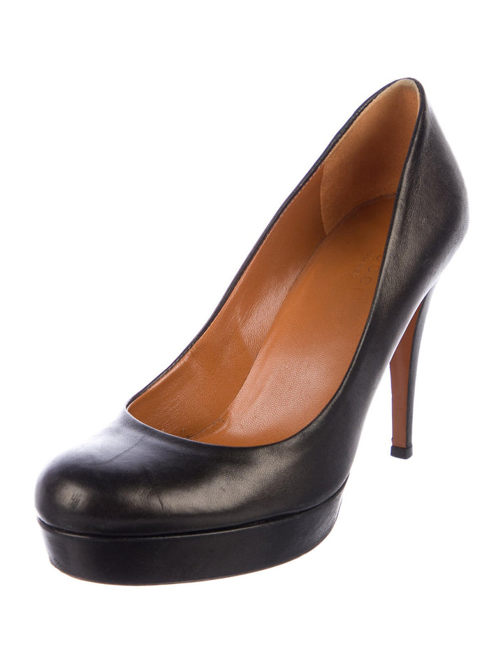 Gucci Black Leather Round-Toe Pumps Shoes Size 38 1/2 UK 5.5 US 8.5 ladies