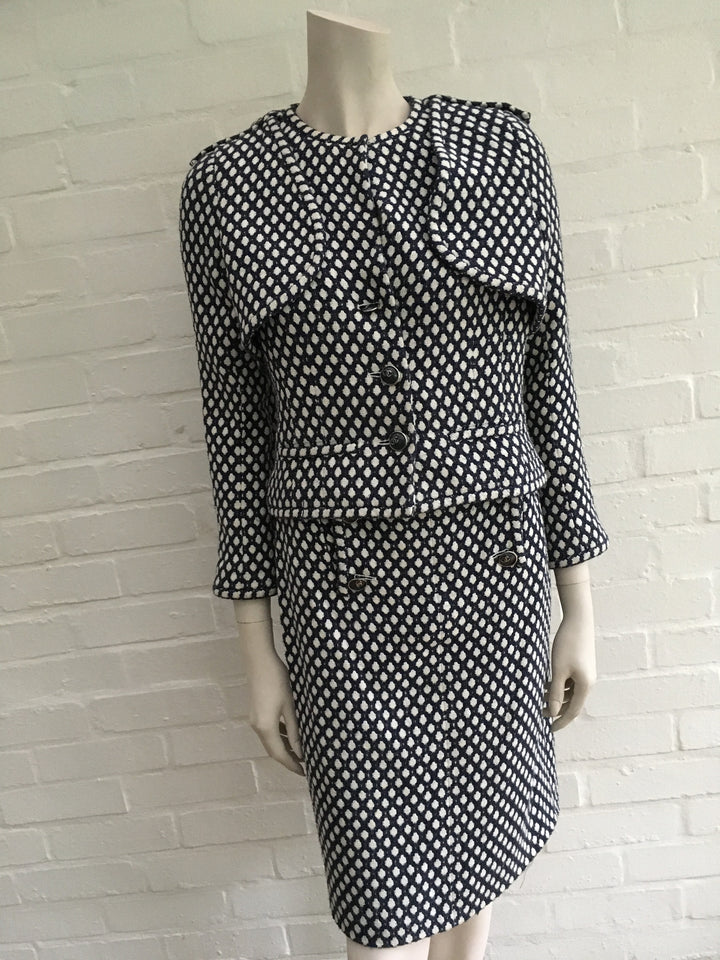 Chanel Amazing Rare RUNWAY TWEED BAMBOO BLEND 08P 2-piece suit F 36 UK 8 US 4 S Ladies