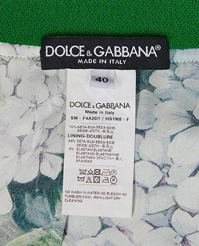 Dolce & Gabbana Celebrities Fav Hydrangea Floral Silk Skirt Size I 40 UK 8 US 4 ladies