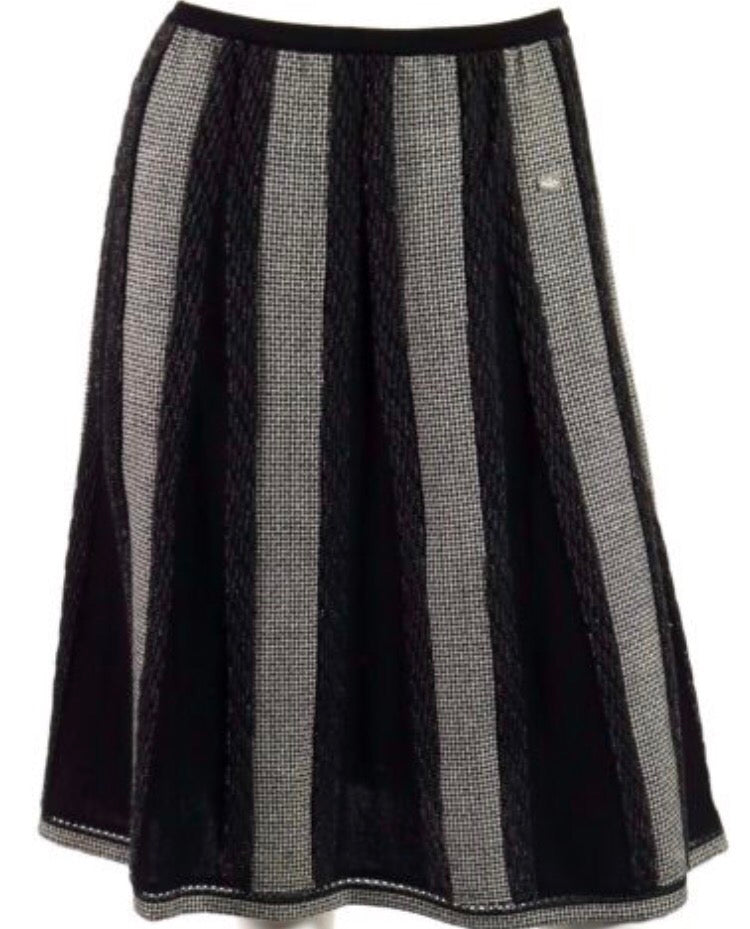 CHANEL Black Houndstooth Wool Knit Skirt Size F 40 UK 12 US 8 ladies