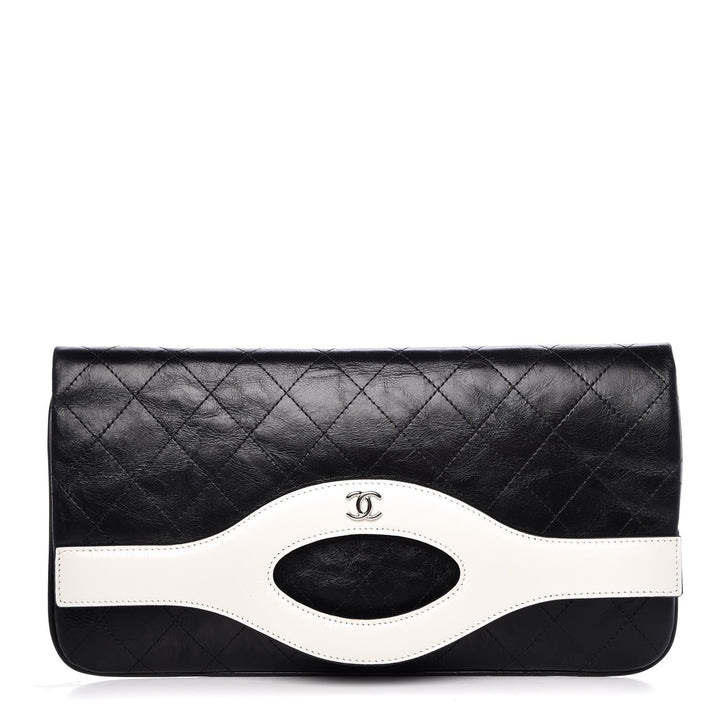 CHANEL 2019 La Pausa Aged Calfskin Stitched 31 Pouch Black White Clutch ladies
