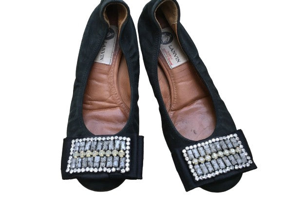 Lanvin round-toe flats with beaded embellishments flats Size 35  ladies