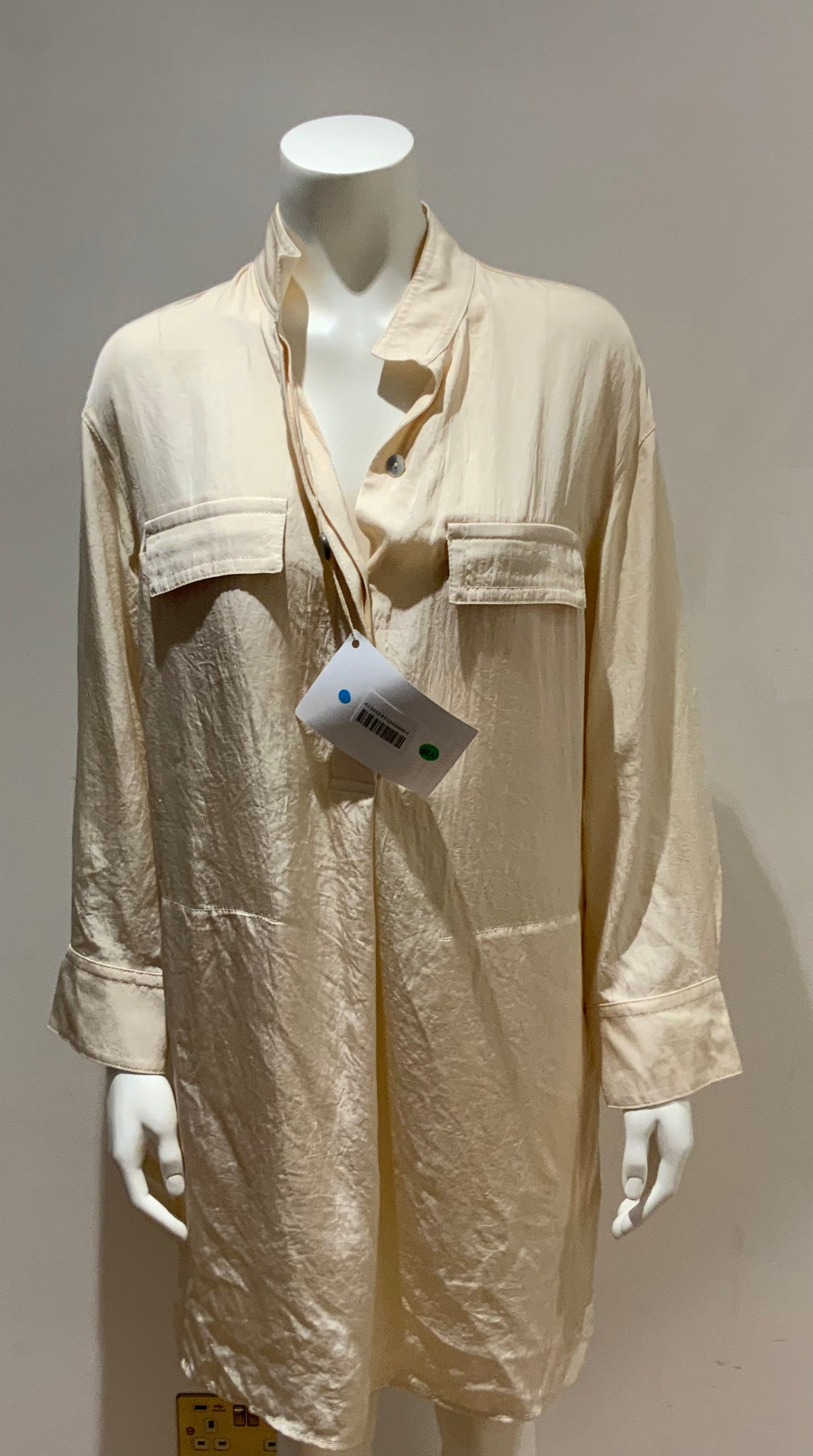 Vince Long Sleeve concealed placket utility shirt dress SIZE S SMALL ladies