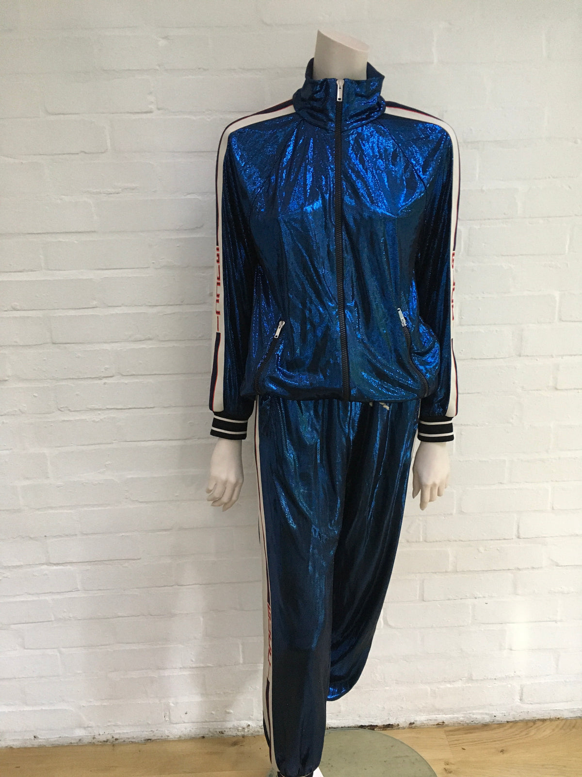 GUCCI 2019 Side-Stripe Metallic Lamé Jogging Bottoms in Blue Pants Trousers Ladies