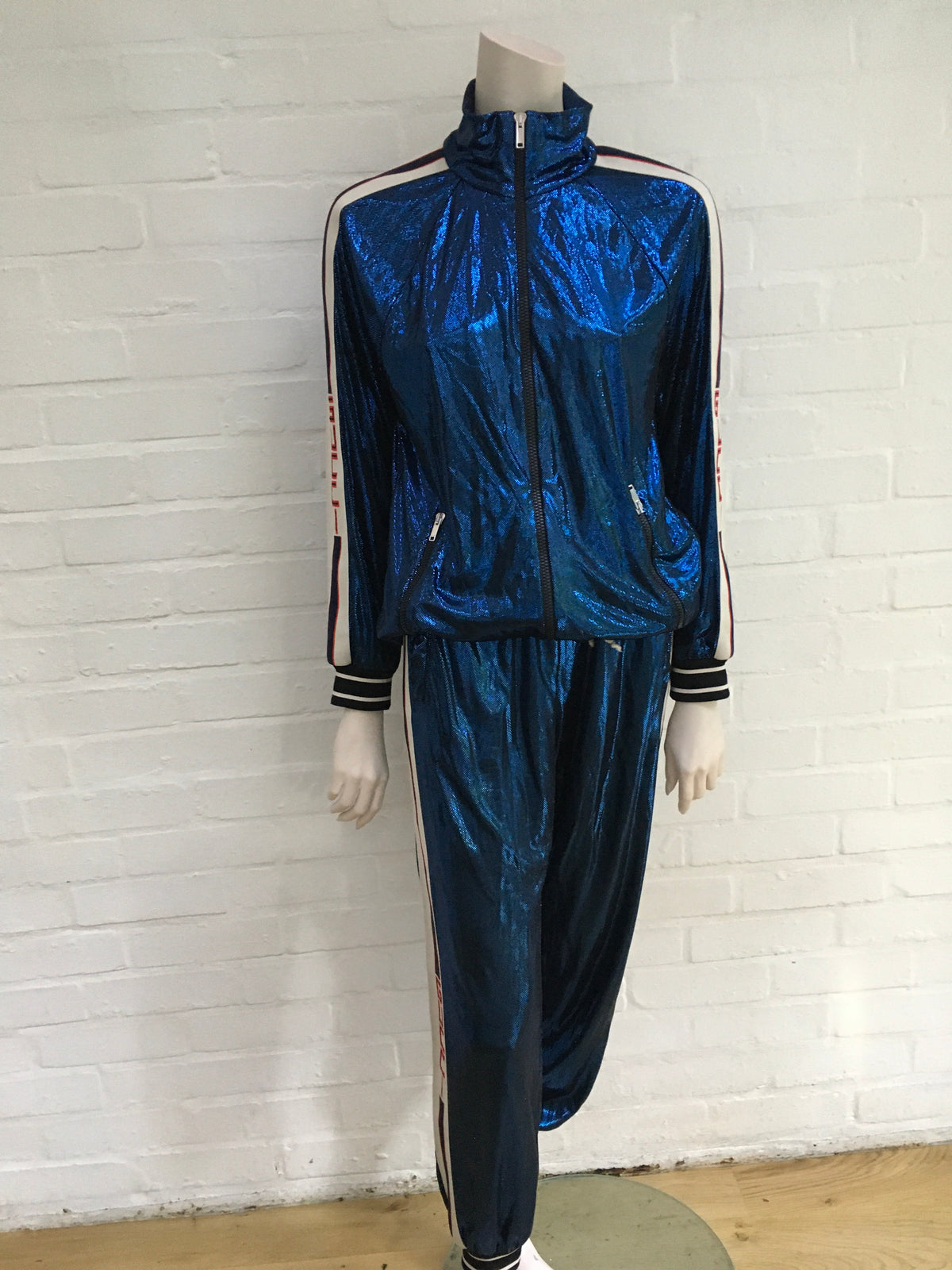 GUCCI 2019 Side-Stripe Metallic Lamé Jogging Bottoms in Blue Pants Trousers Ladies