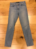 J Brand Alana High Rise Crop Skinny Jeans in Surge Size 27 ladies